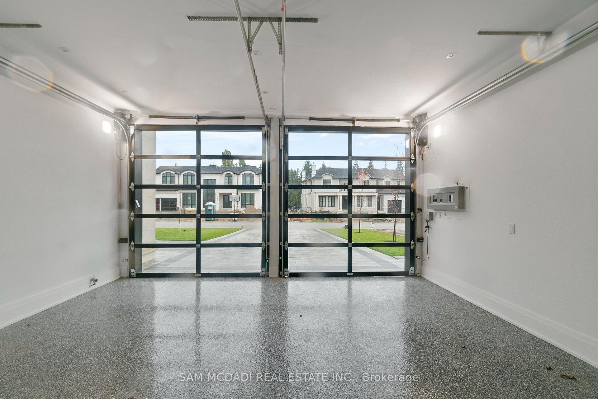 84 Pebbleridge Place