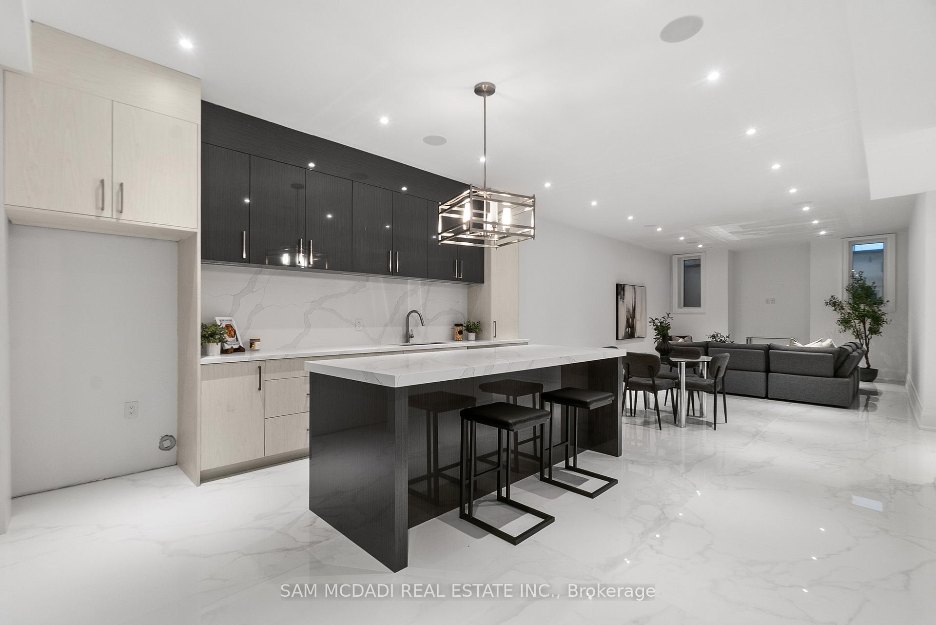 84 Pebbleridge Place