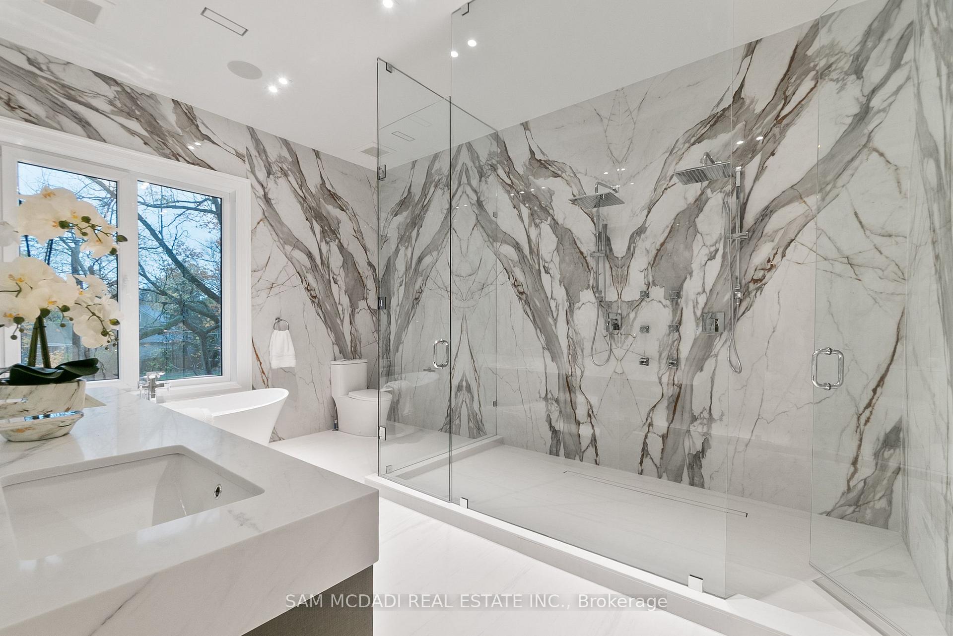 84 Pebbleridge Place