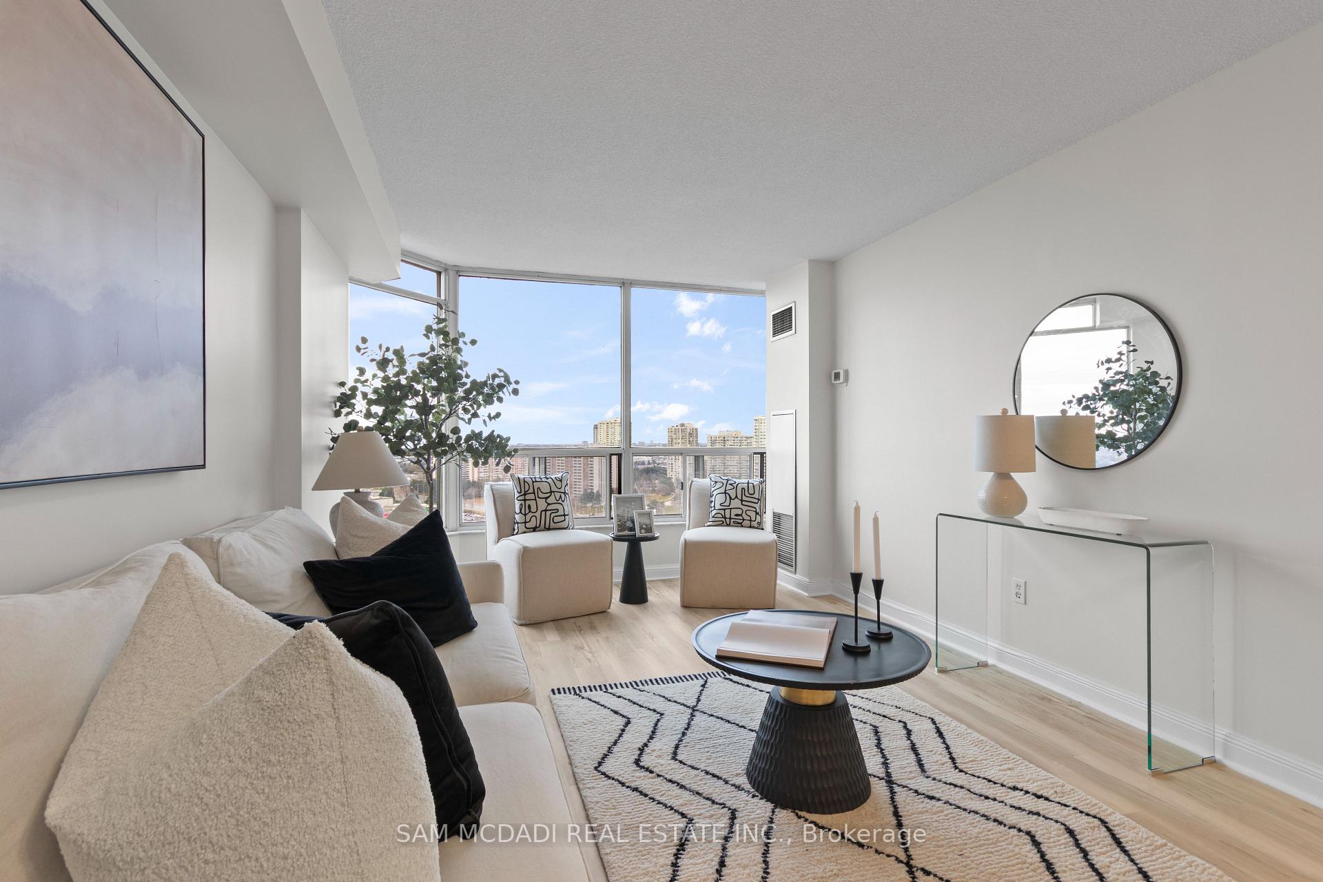 24 Hanover Road S 2106