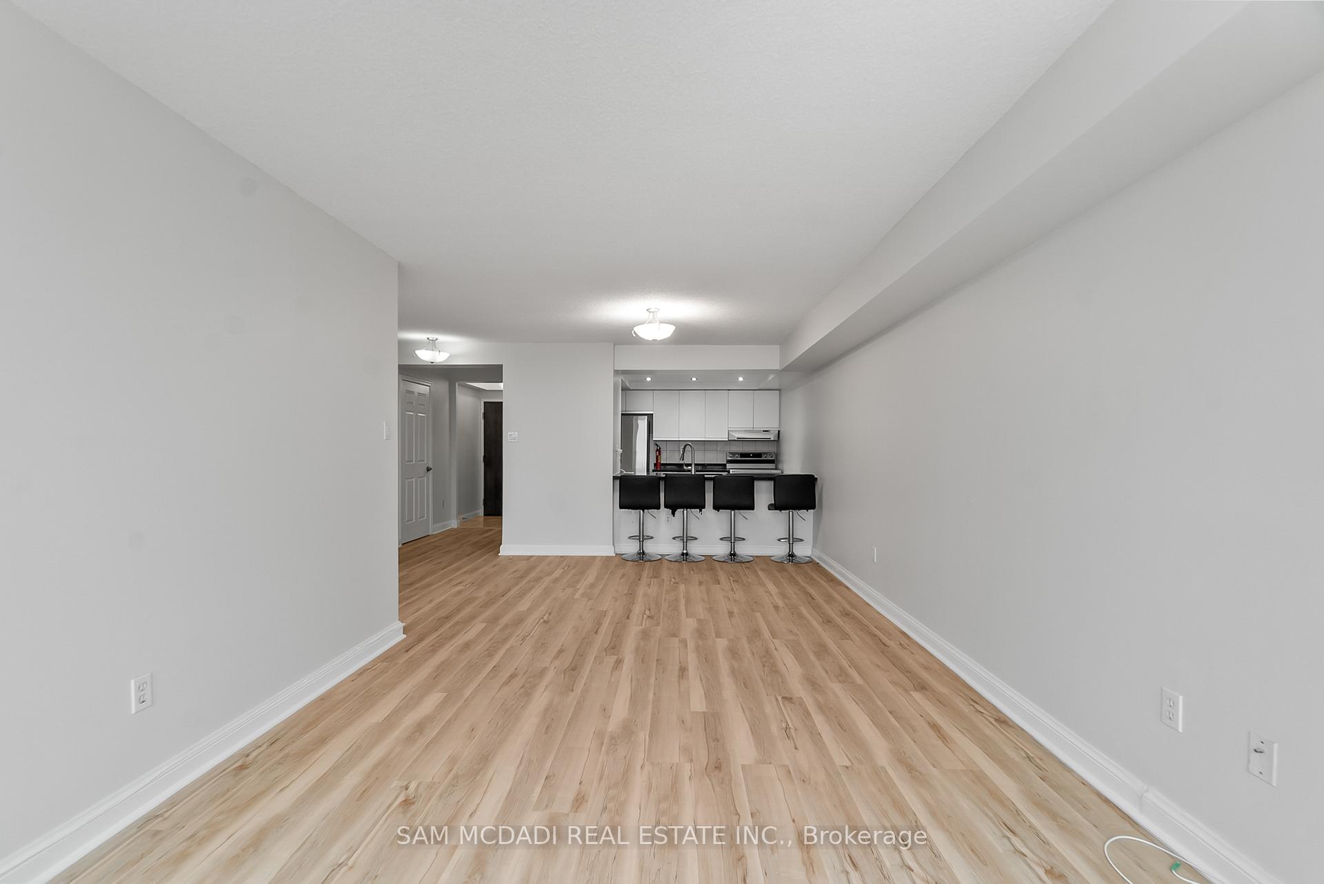 24 Hanover Road S 2106