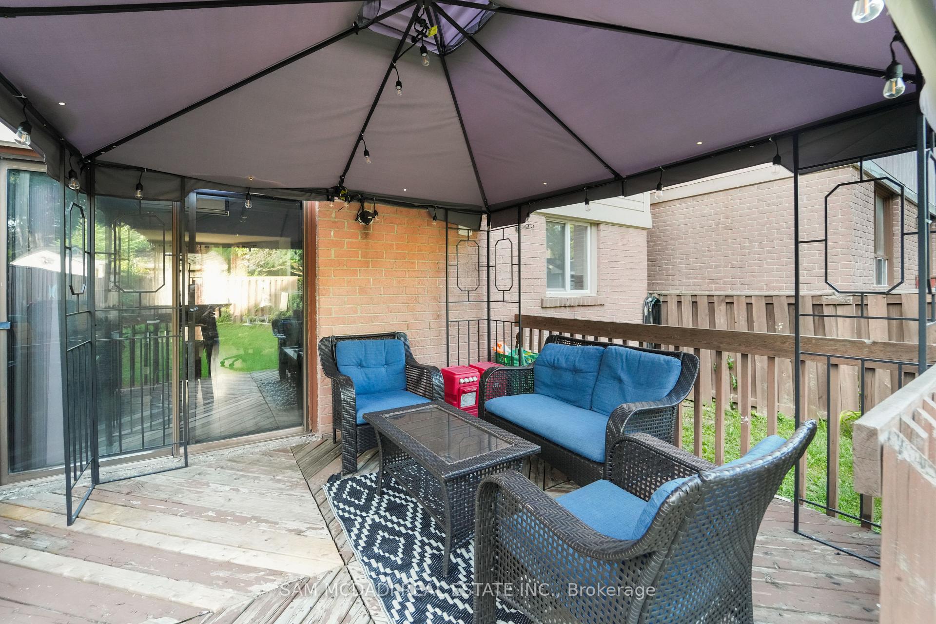 7262 Corrine Crescent