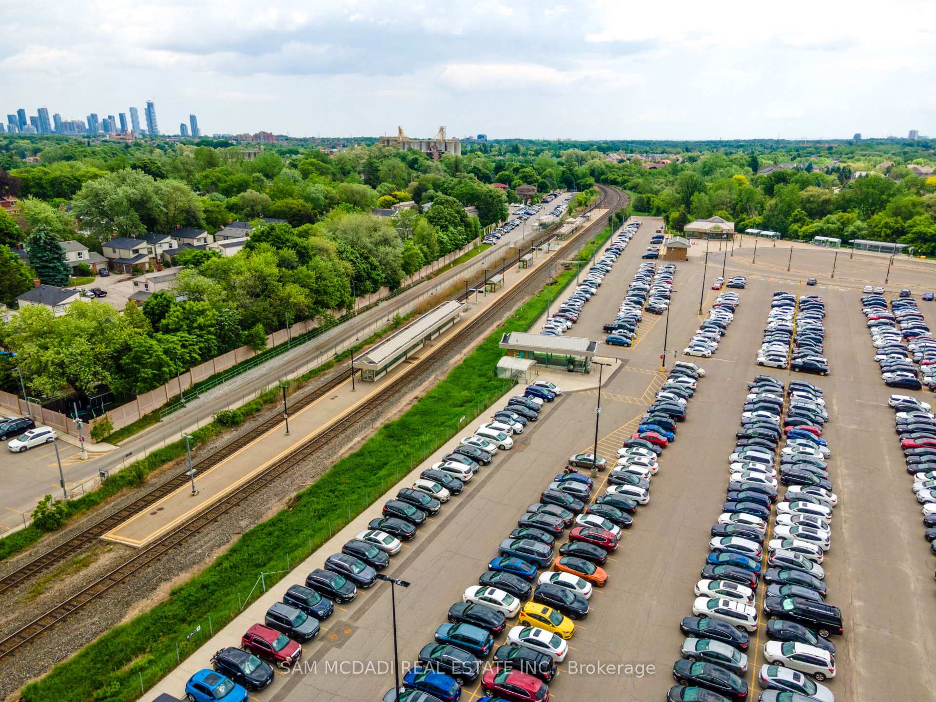 10 Lunar Crescent 24