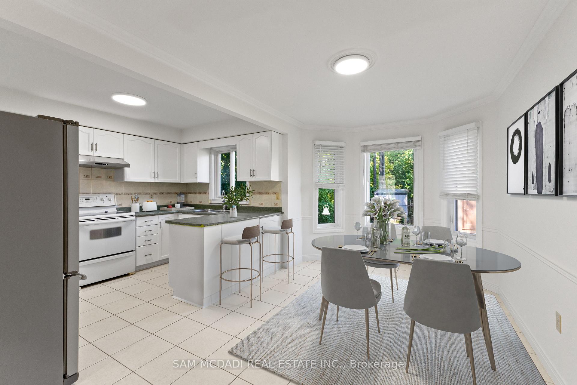 459 Glenashton Drive