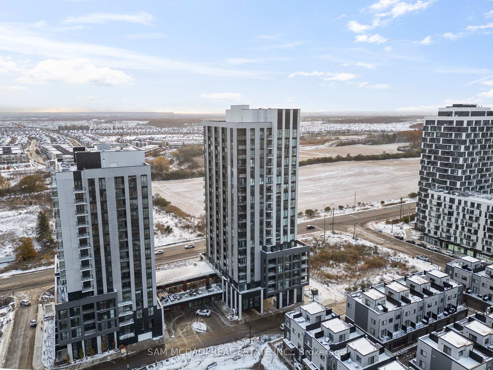 3079 Trafalgar Road 303