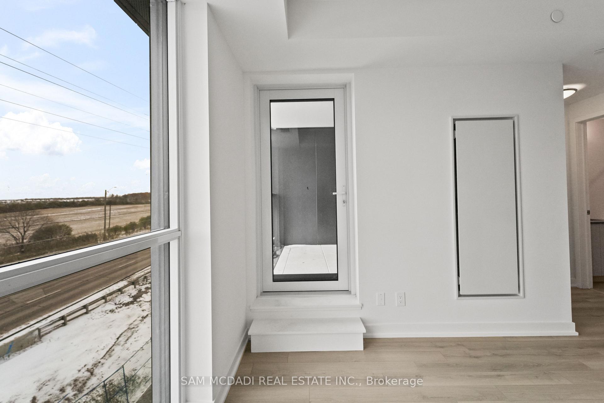 3079 Trafalgar Road 303