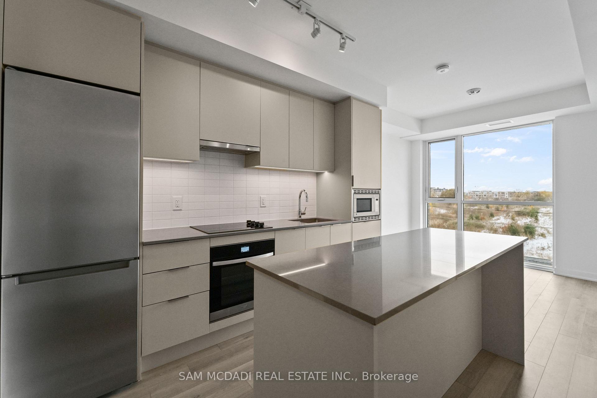 3079 Trafalgar Road 303