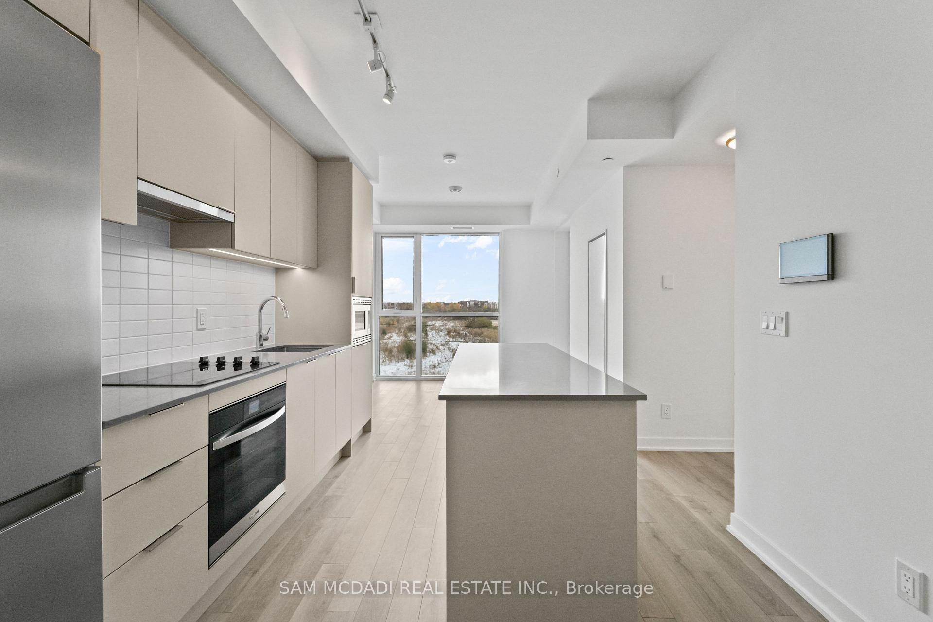 3079 Trafalgar Road 303