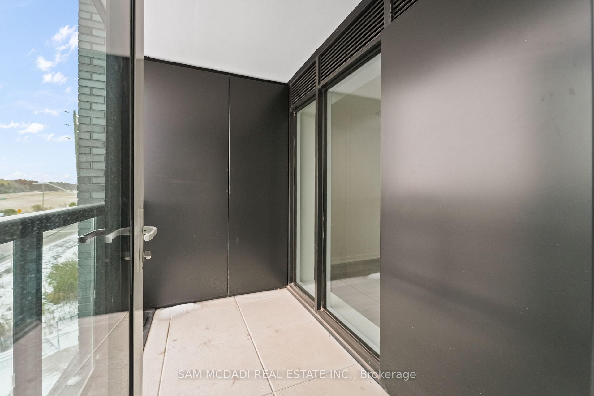 3079 Trafalgar Road 303