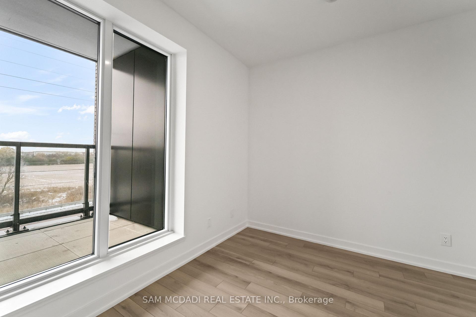 3079 Trafalgar Road 303