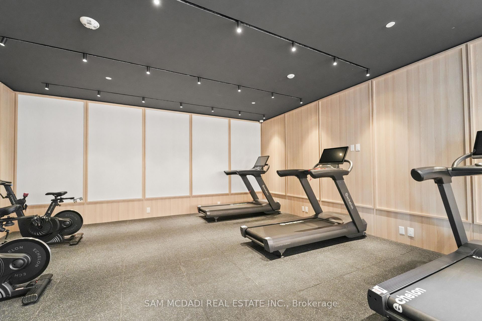 3079 Trafalgar Road 303