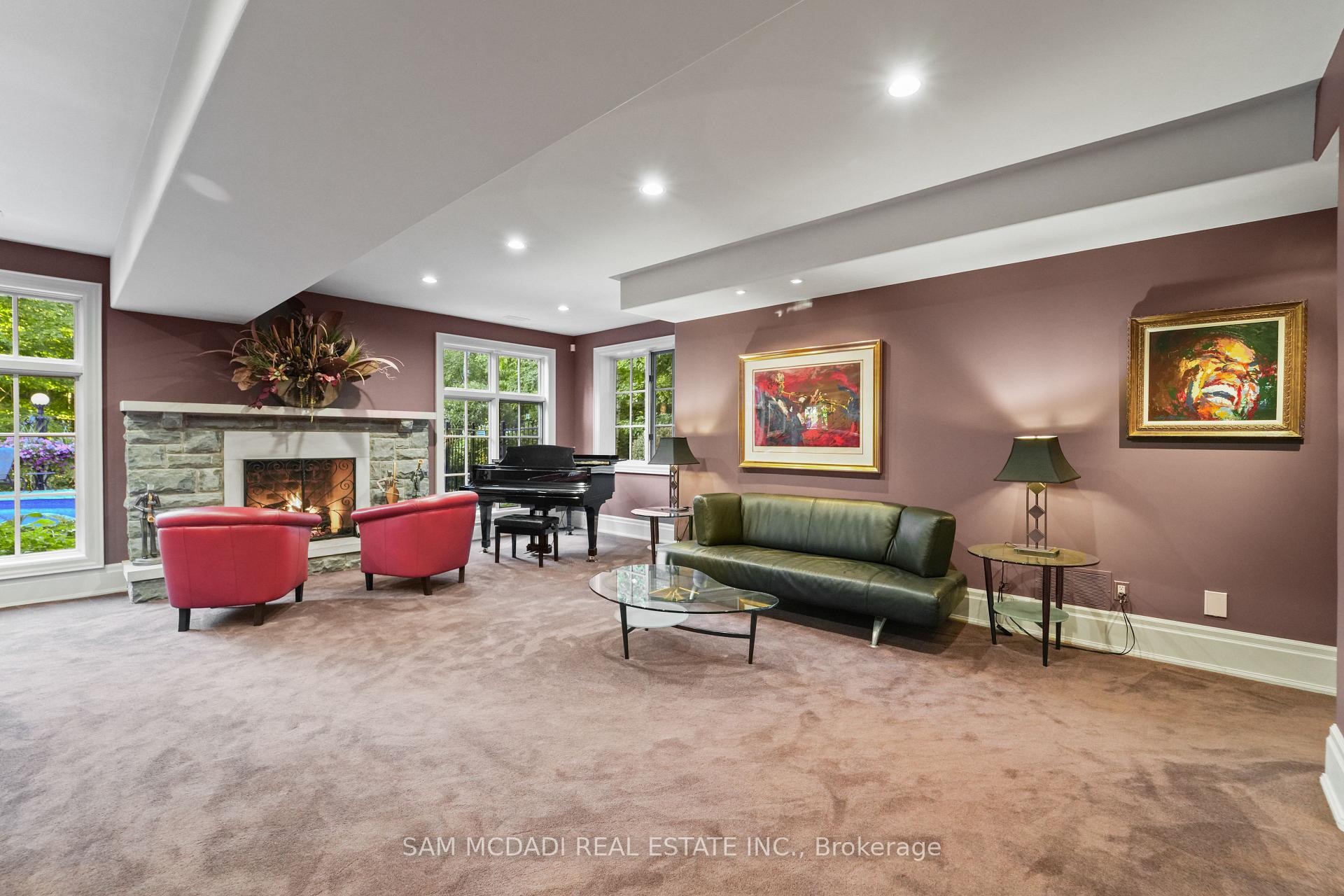 10140 Pineview Trail