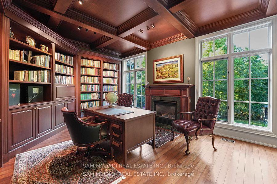 10140 Pineview Trail