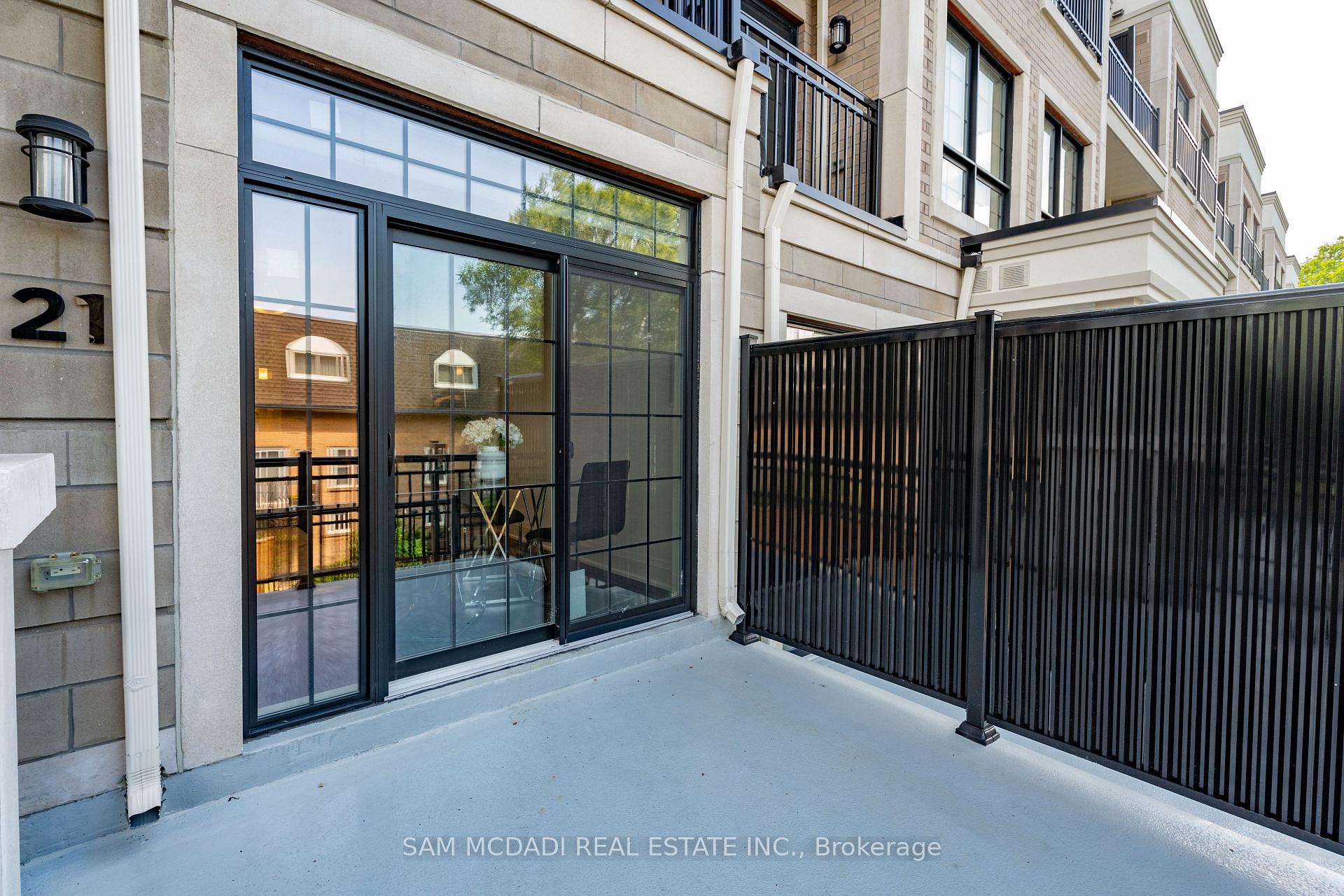 95 Brookfield Road 21