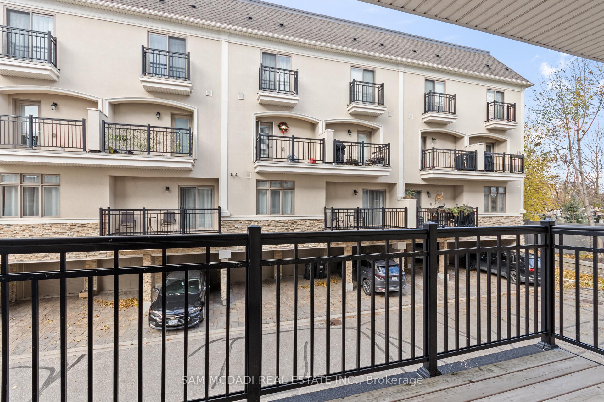 3083 Cawthra Road 23