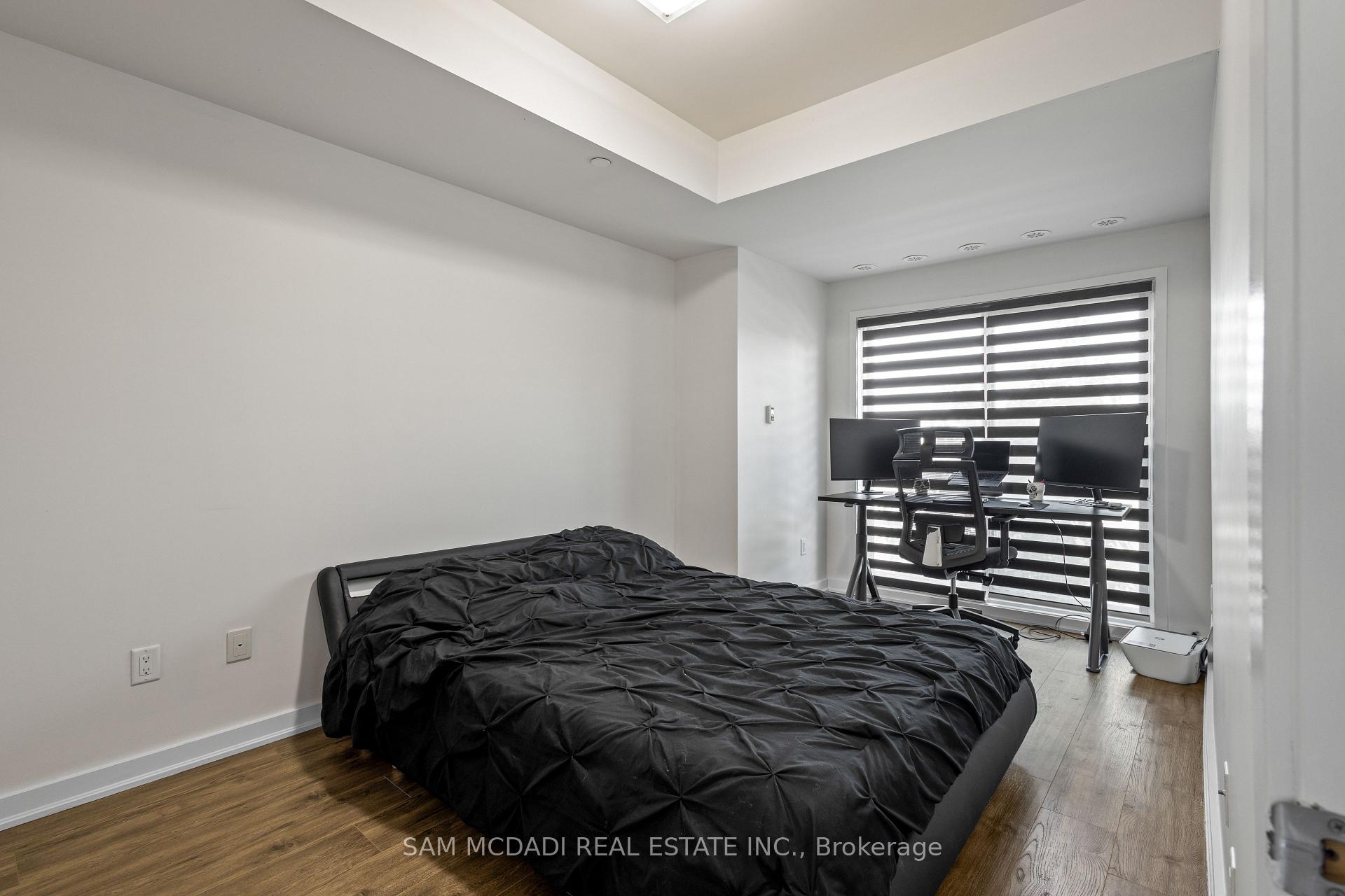 5025 Harvard Road 211