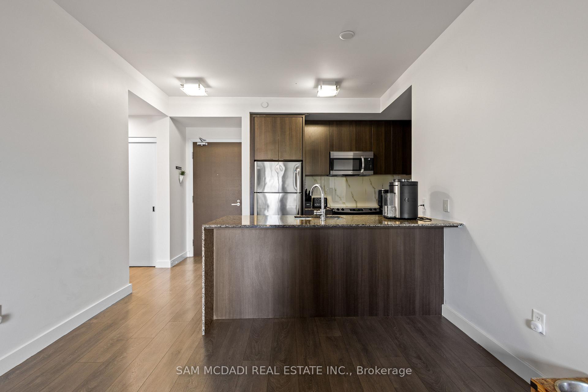 5025 Harvard Road 211