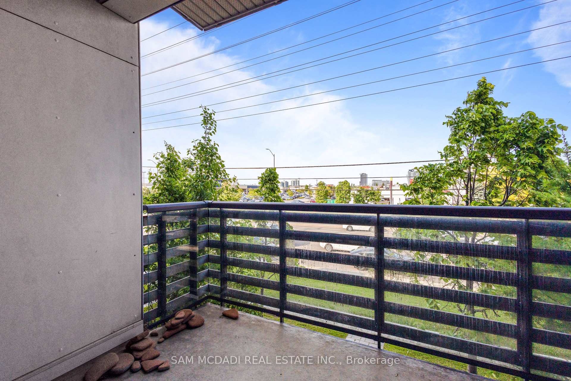 5025 Harvard Road 211