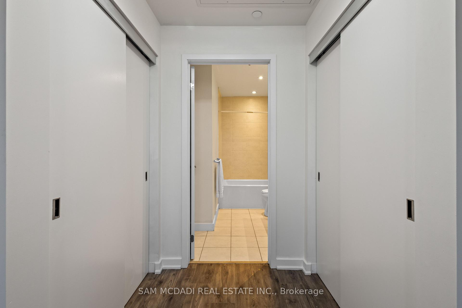 5025 Harvard Road 211