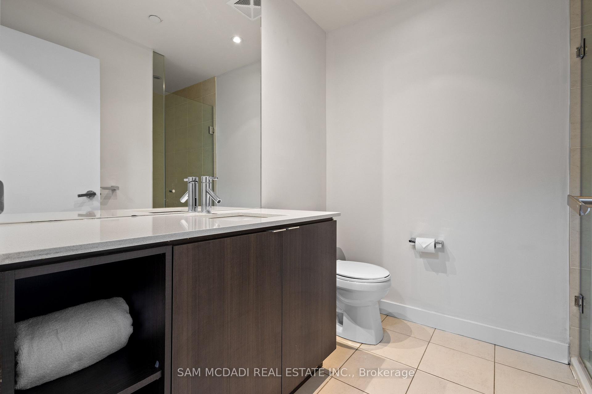 5025 Harvard Road 211