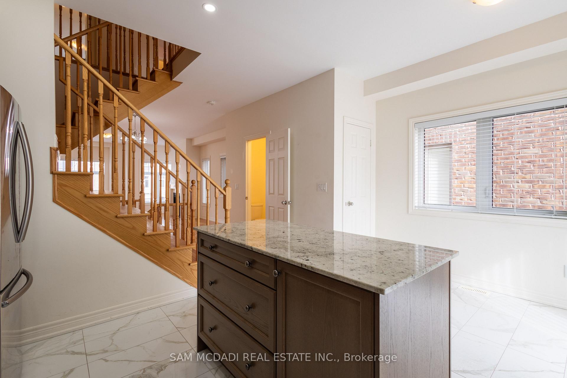 3932 S Tufgar Crescent S