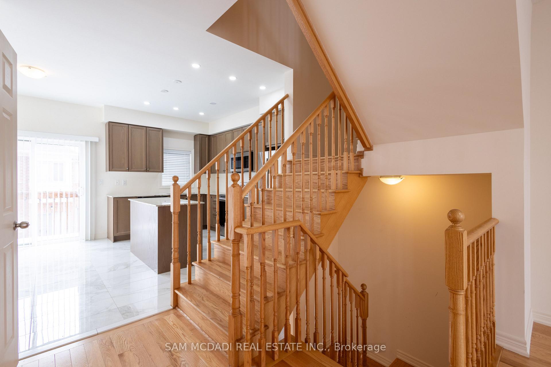 3932 S Tufgar Crescent S