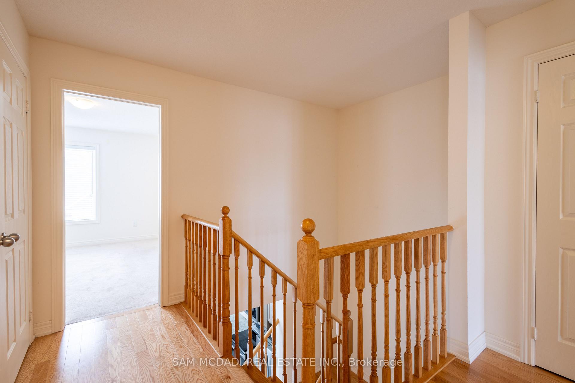 3932 S Tufgar Crescent S