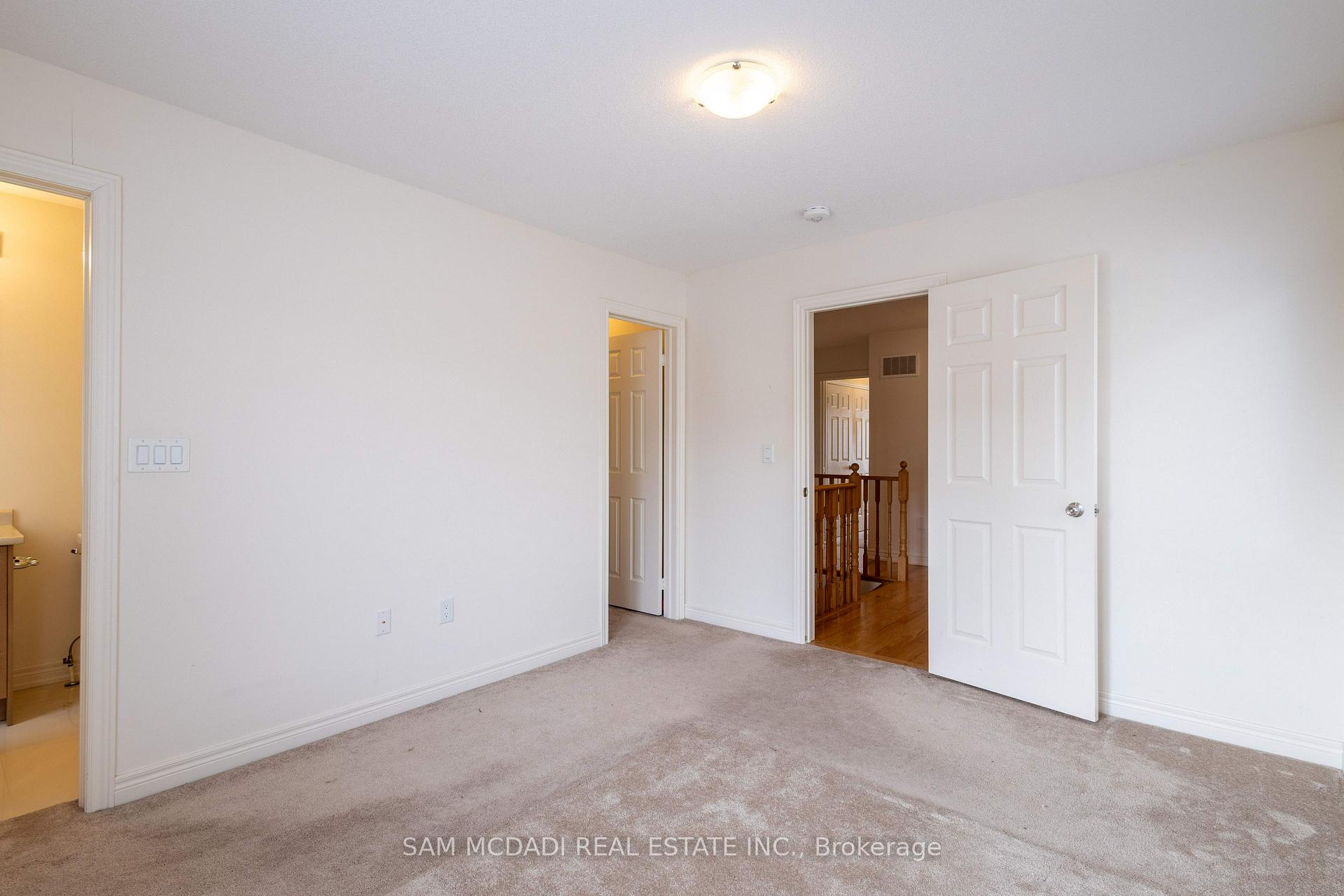 3932 S Tufgar Crescent S