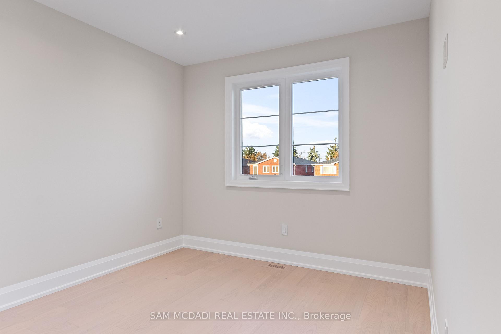 4584 Full Moon Circle