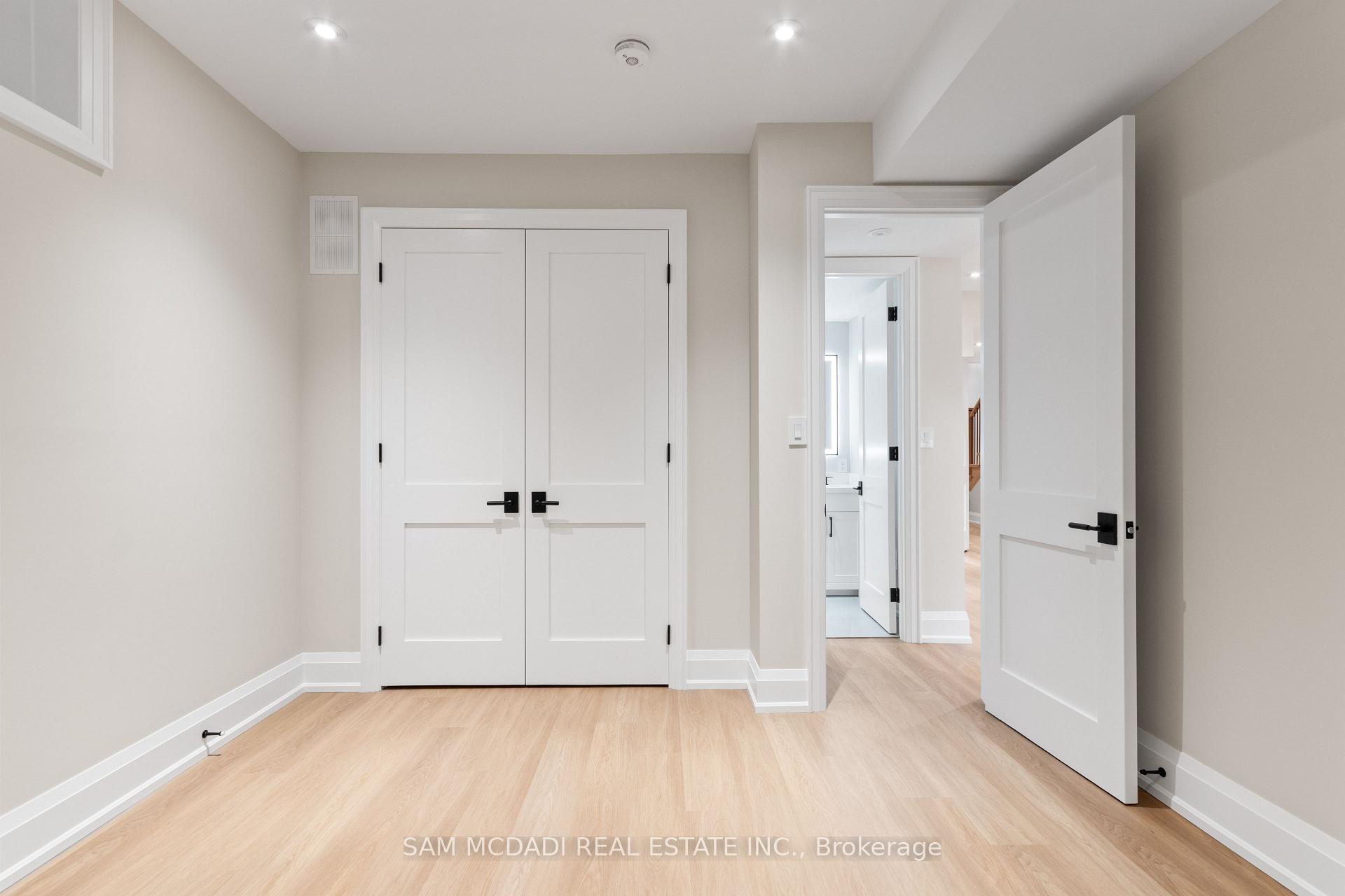 4584 Full Moon Circle