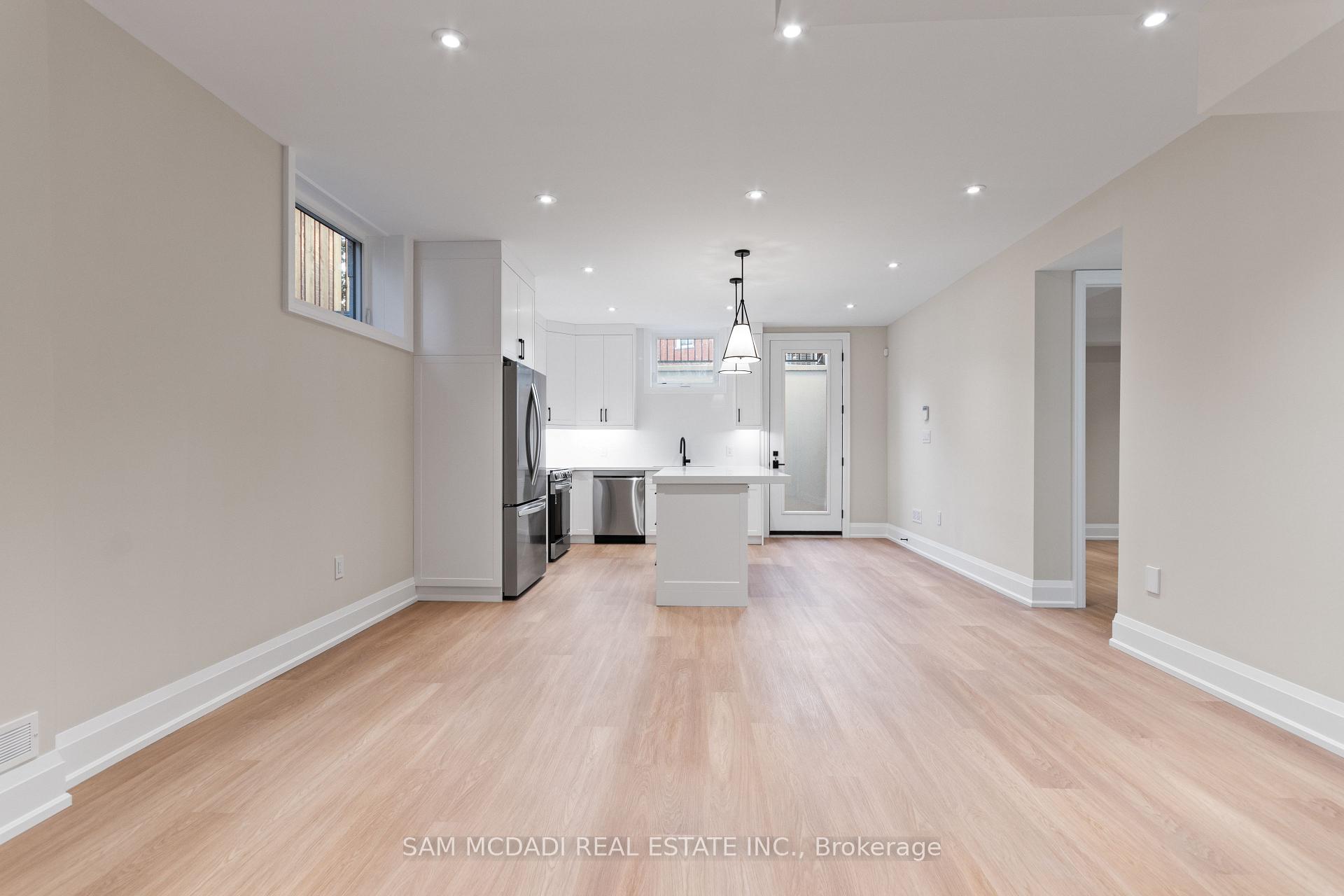 4584 Full Moon Circle