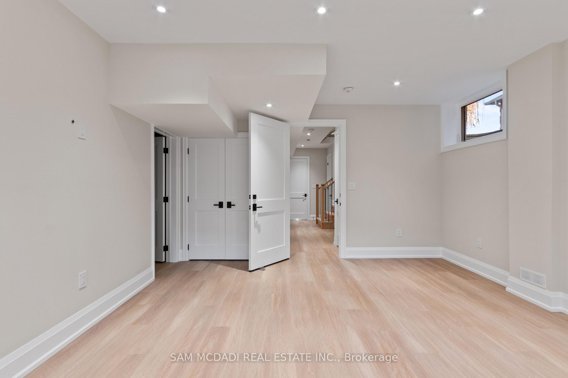 4584 Full Moon Circle