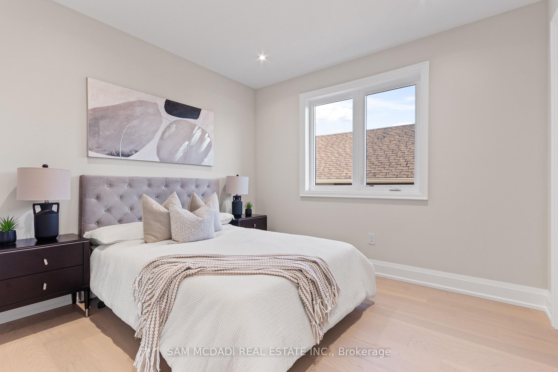 4584 Full Moon Circle