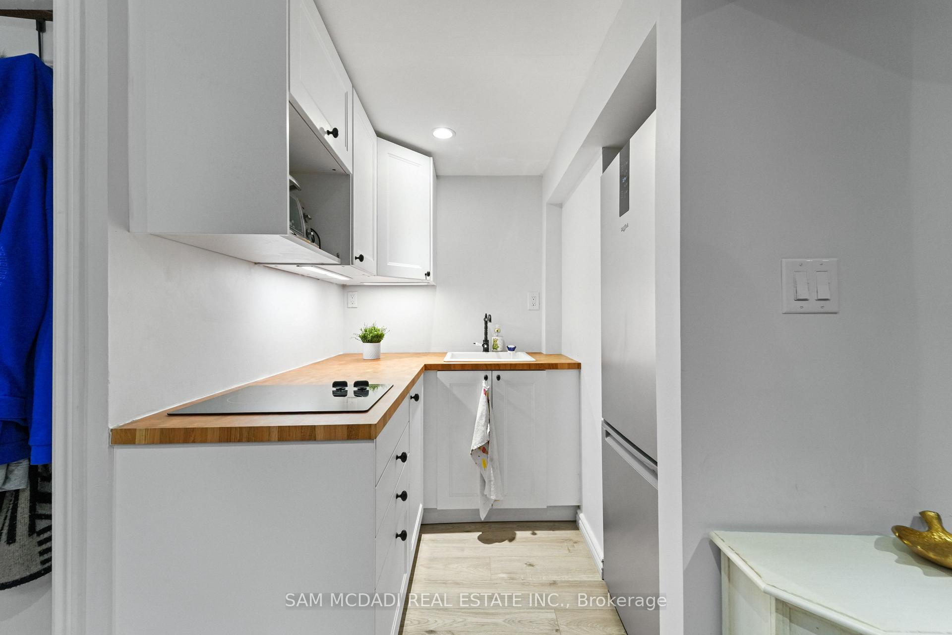 1050 Shawnmarr Road 132