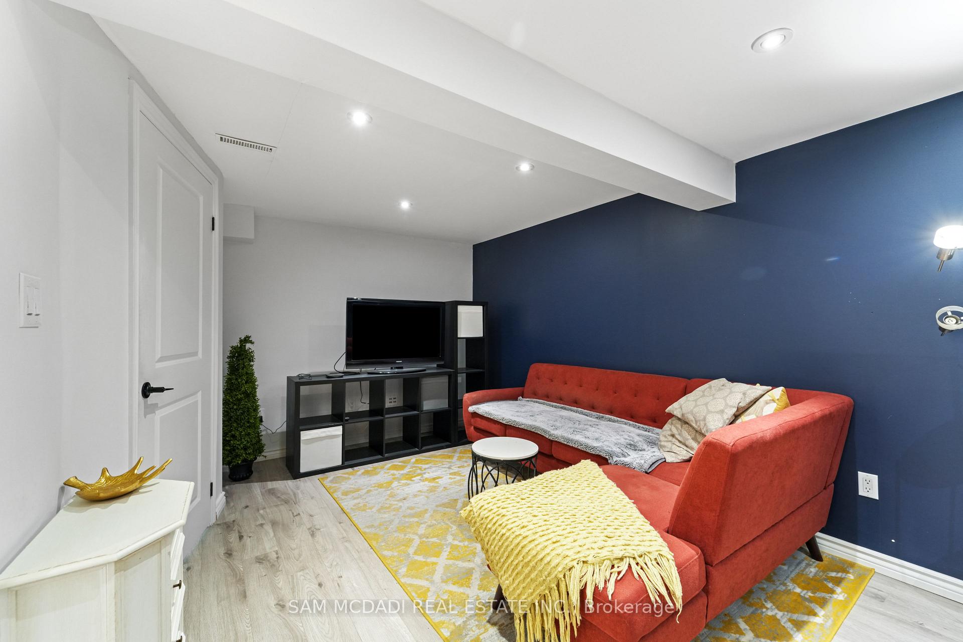 1050 Shawnmarr Road 132