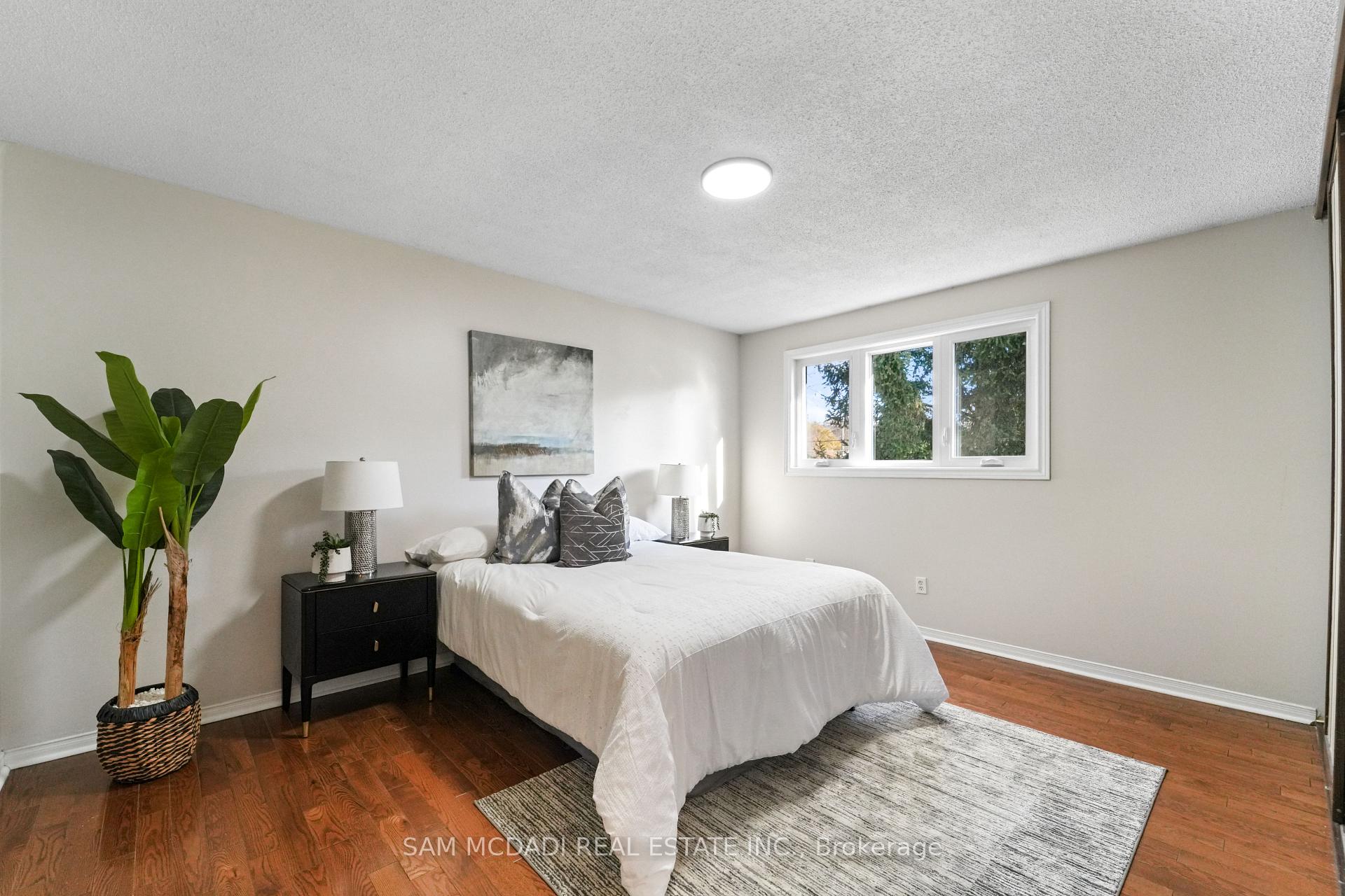 1050 Shawnmarr Road 132