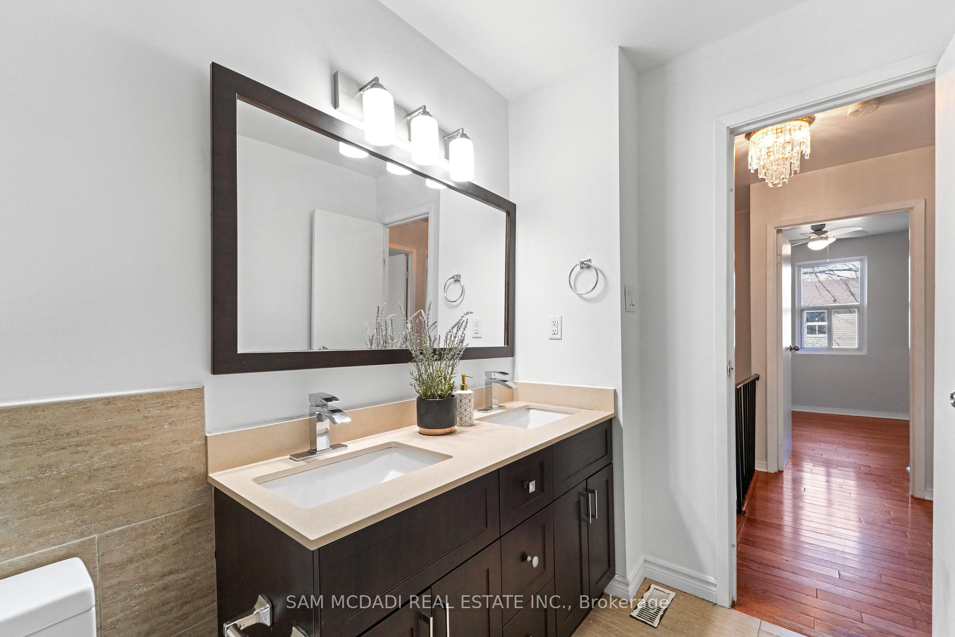 1050 Shawnmarr Road 132