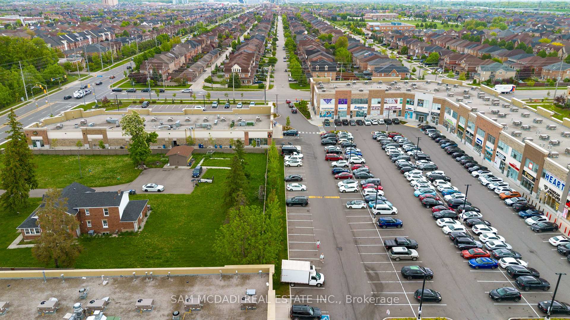 4700 Ridgeway Drive 72