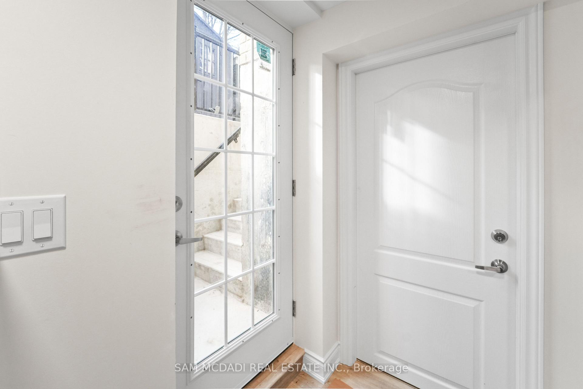 904 Somerville Terrace