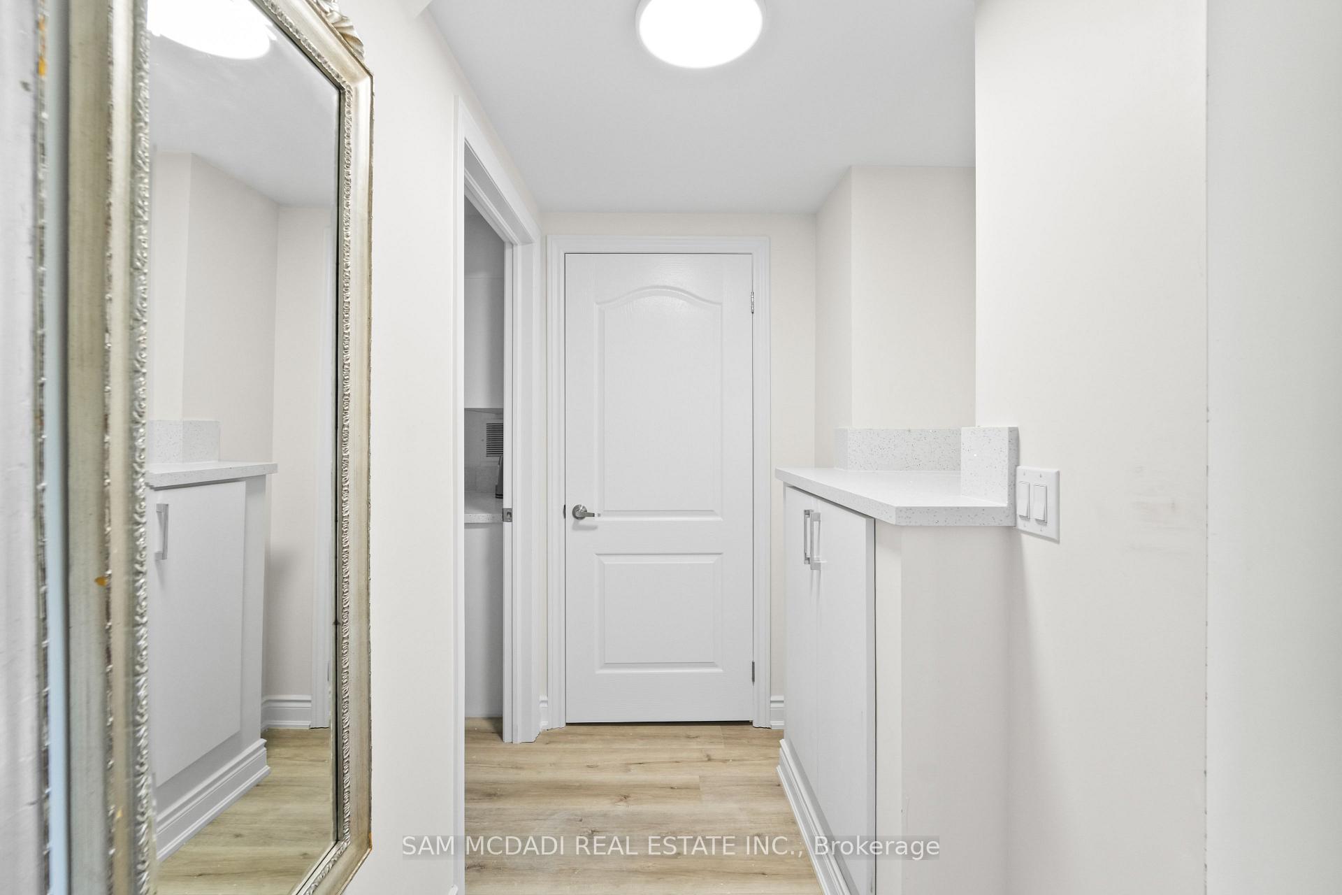 904 Somerville Terrace