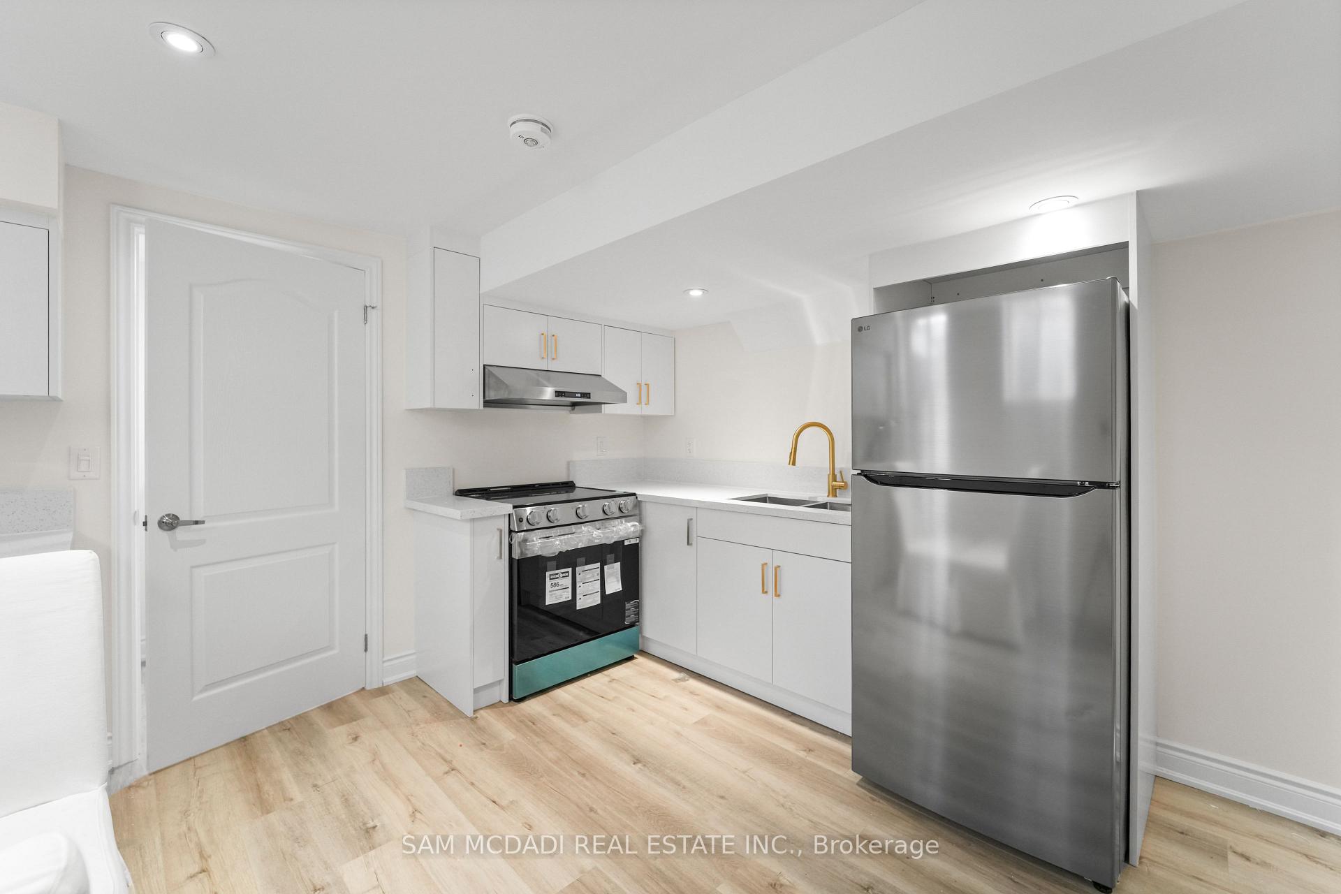 904 Somerville Terrace