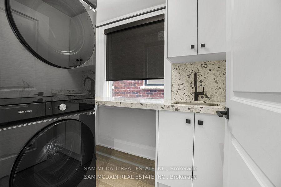 10 Lunar Crescent 24