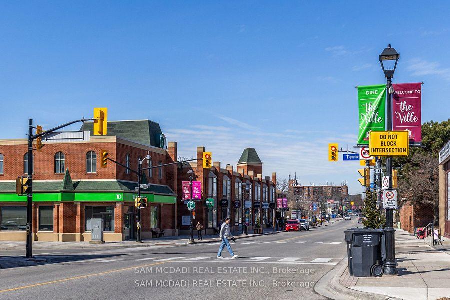 10 Lunar Crescent 24