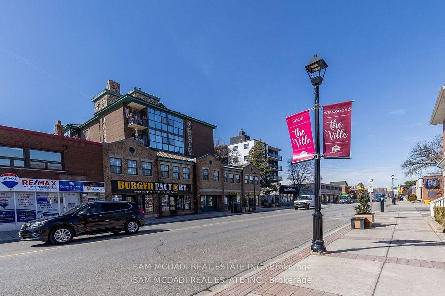 10 Lunar Crescent 24