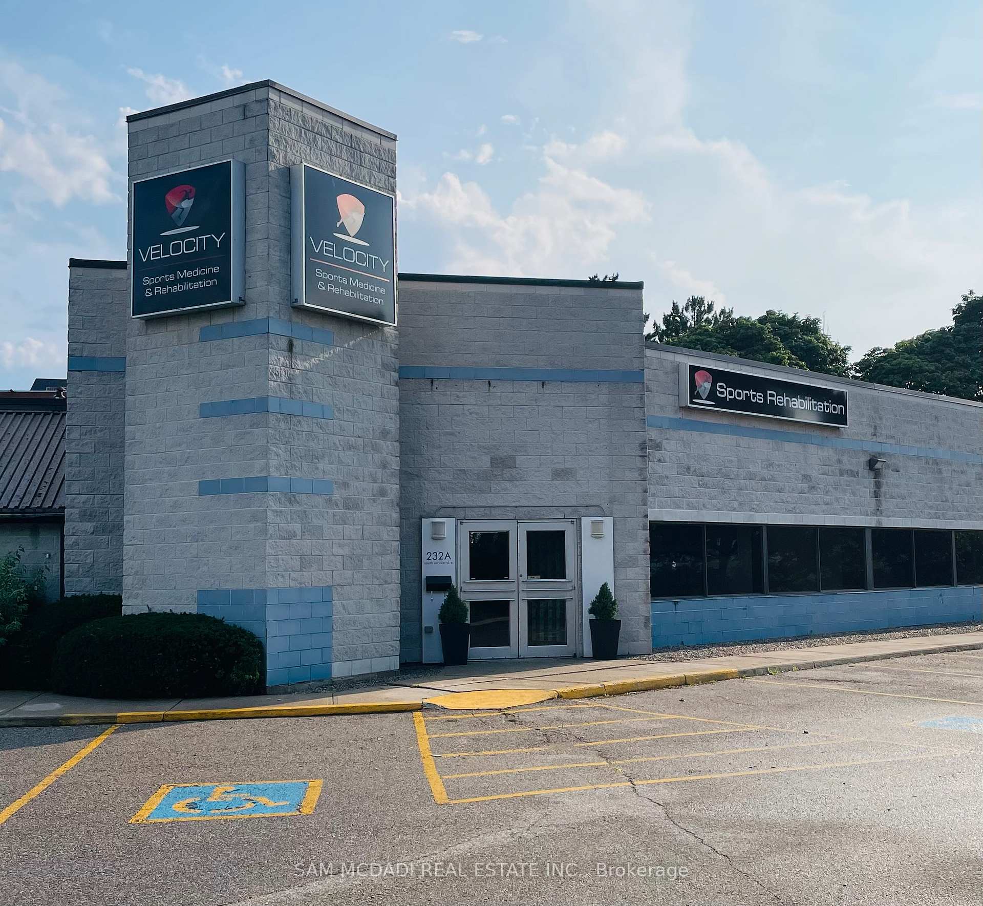 232A South Service Road E