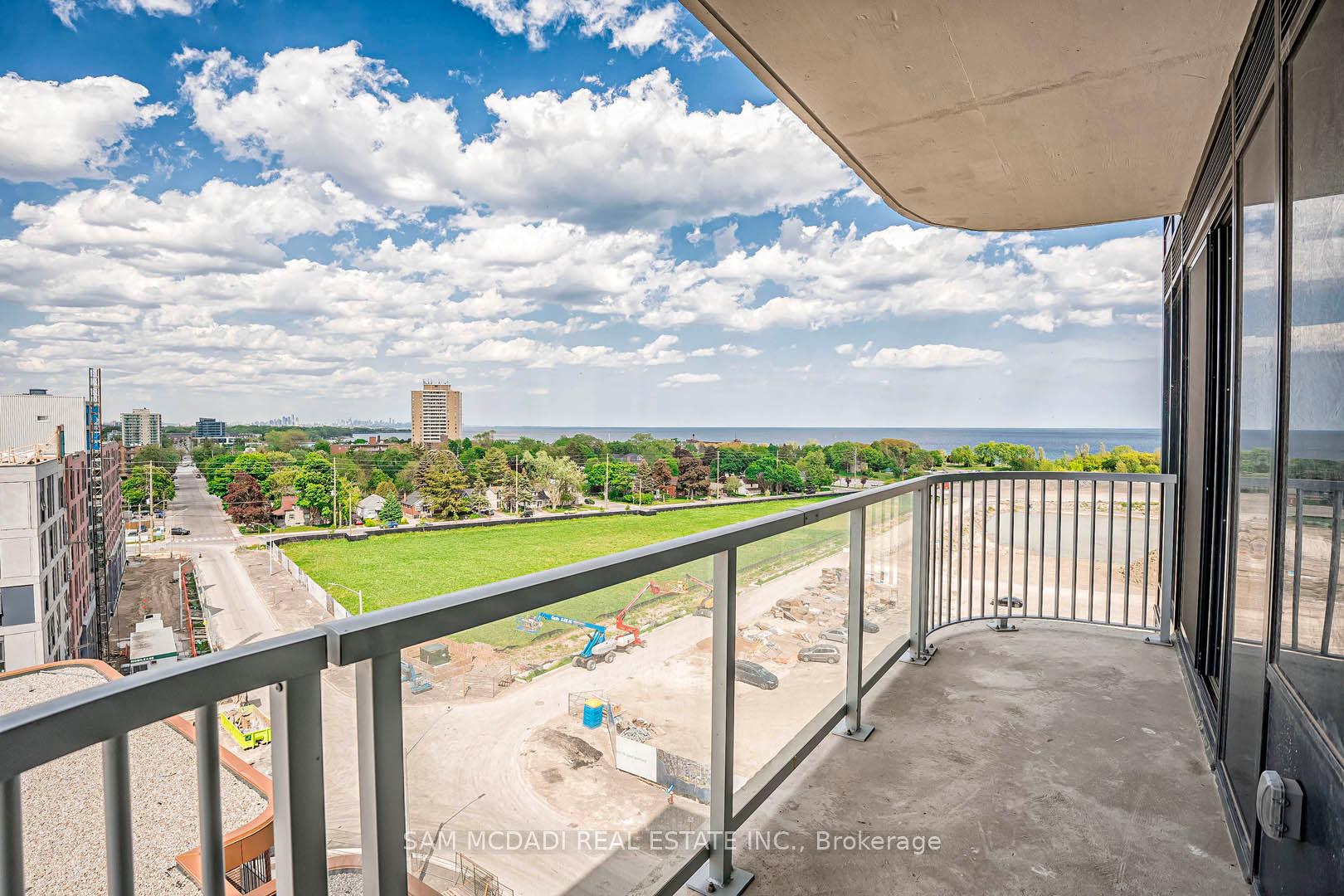 220 Missinnihe Way 805