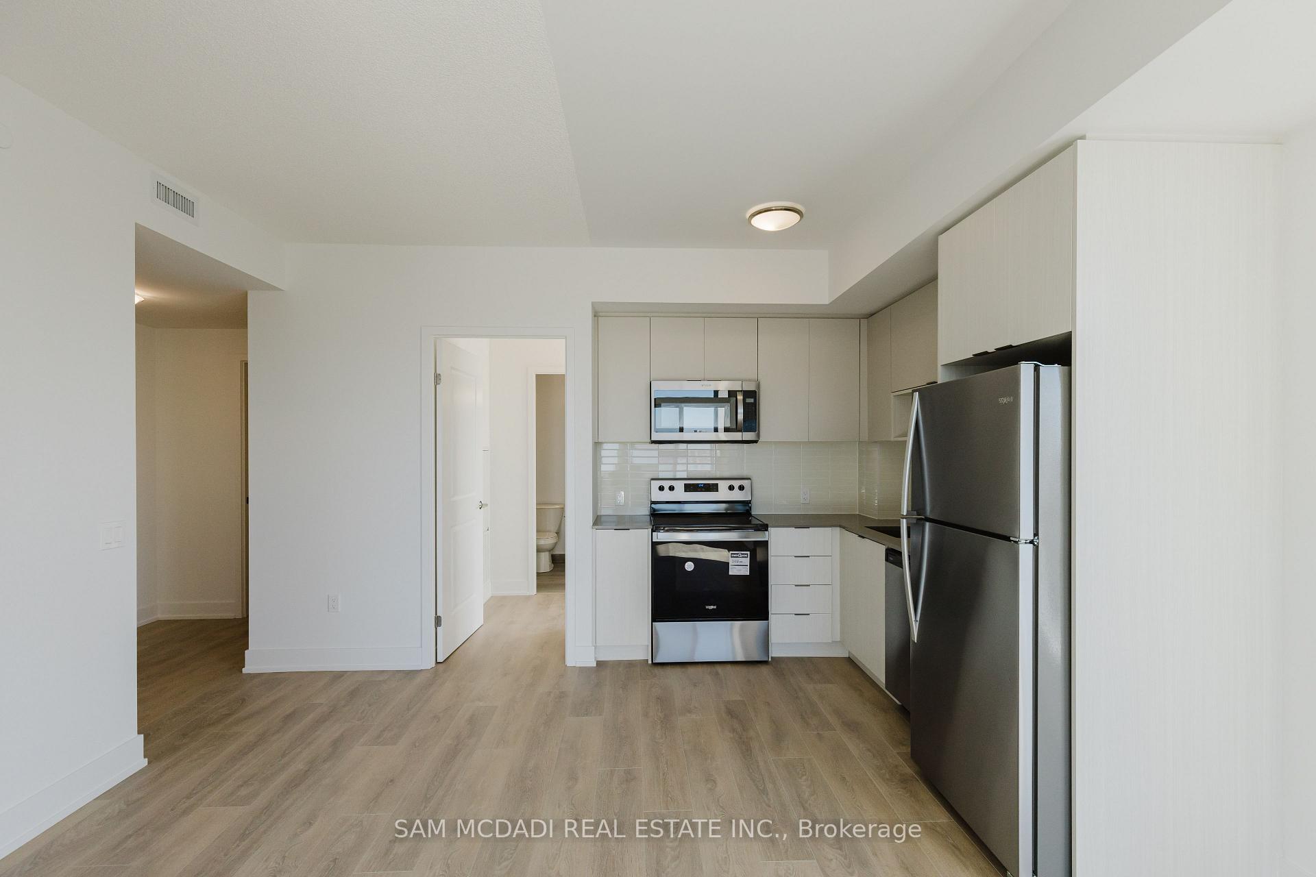 202 Burnhamthrope Road E 2003