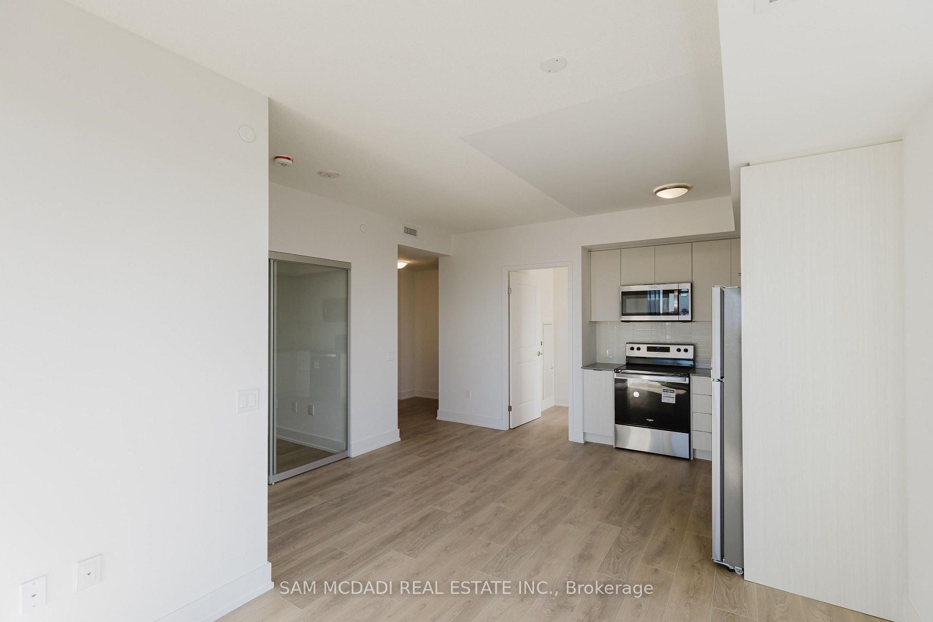 202 Burnhamthrope Road E 2003