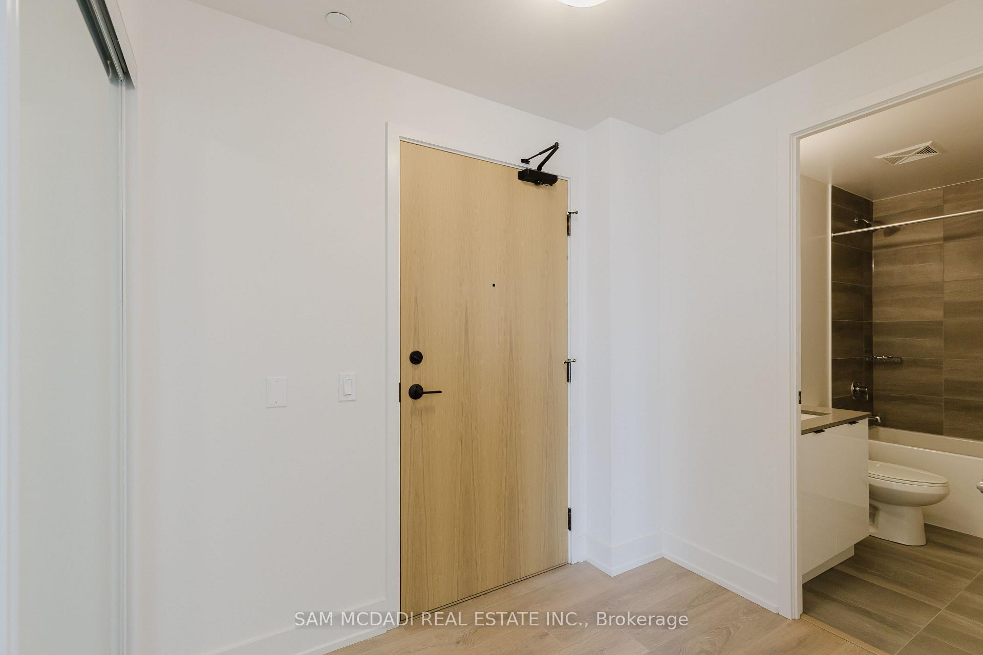 202 Burnhamthrope Road E 2003