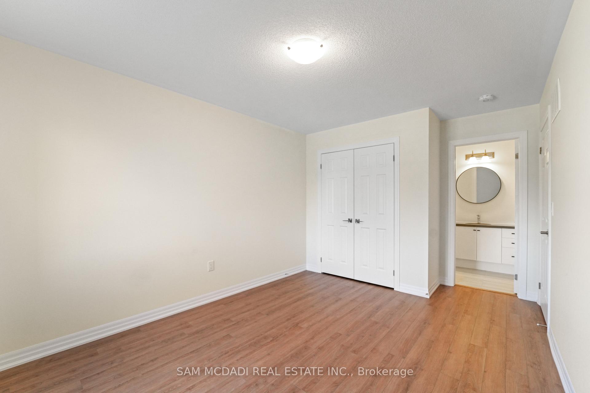 37 SOUTHBURY MANOR (Upper) Drive